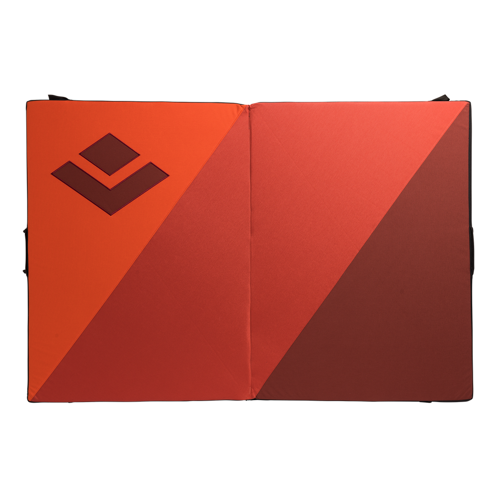 Black Diamond Mondo Biggest Crash Pad in 2022